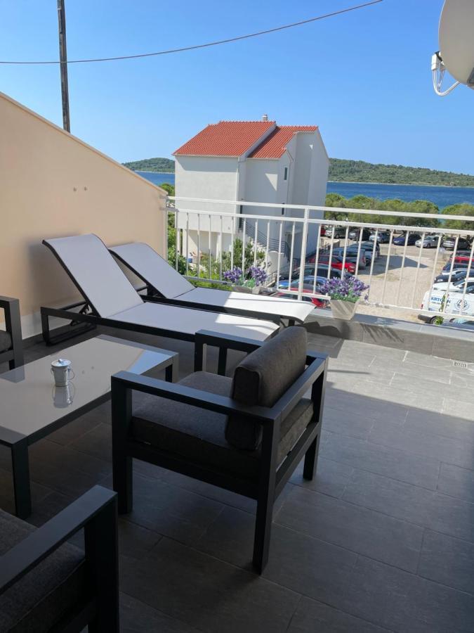 Apartments Miriam Srima Vodice Exterior photo